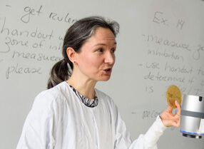 Sara Selke teaches biology